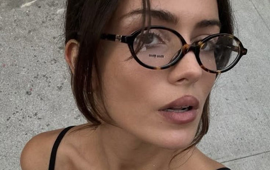 Estilo e Óculos: Como Encontrar a Montura Perfeita para Sua Personalidade