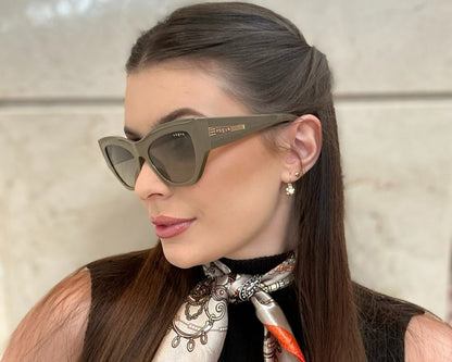 Óculos de Sol Gatinho Feminino VOGUE SL VO 5607S W4481 53