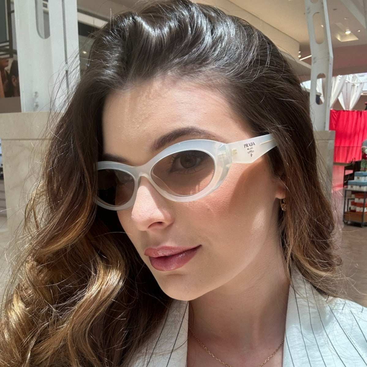 Óculos de Sol Redondo Feminino Prada Pr26z 16k 08z 55